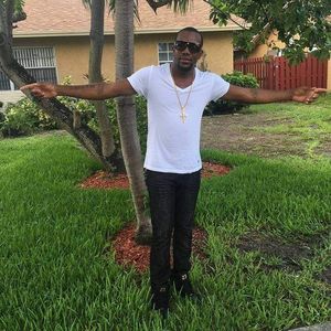 Meet your Posher, Garlenechat